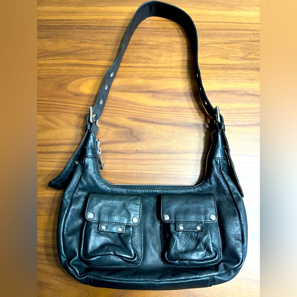 Nunoo Urban Outfitters Sally leather cargo bag